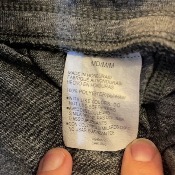 Under armour crops - Picture 5 of 5